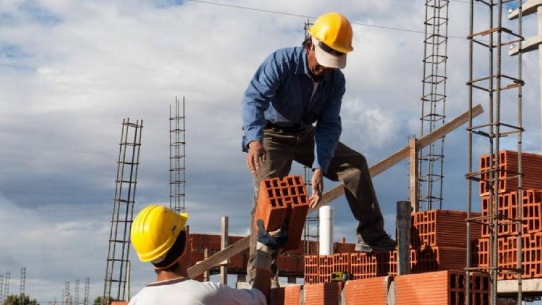Cuánto cuesta el precio del metro cuadrado de construcción: materiales y mano de obra en 2022